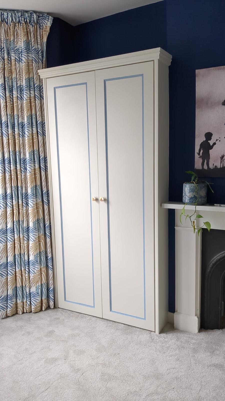 Fitted cupboard detail